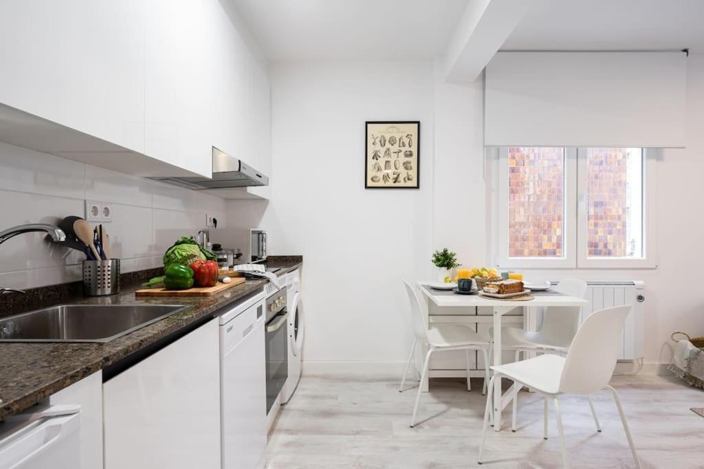 Appartamento Piso En El Corazon De Gijón Esterno foto